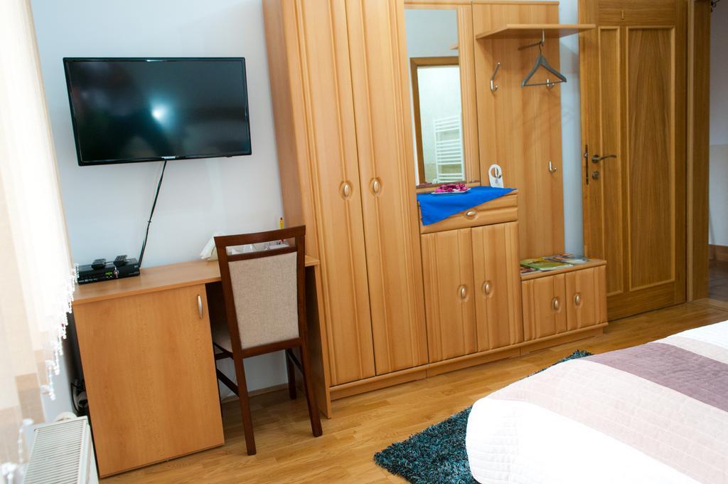 Penzion Pod Brezinou Trencin Ngoại thất bức ảnh