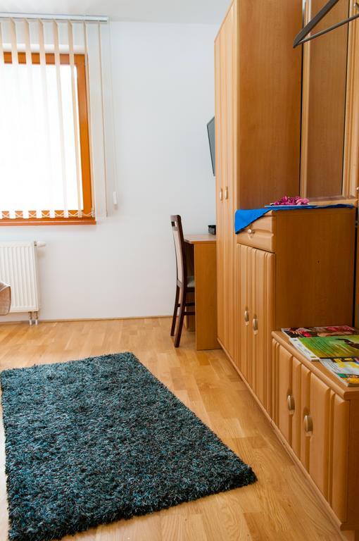 Penzion Pod Brezinou Trencin Ngoại thất bức ảnh